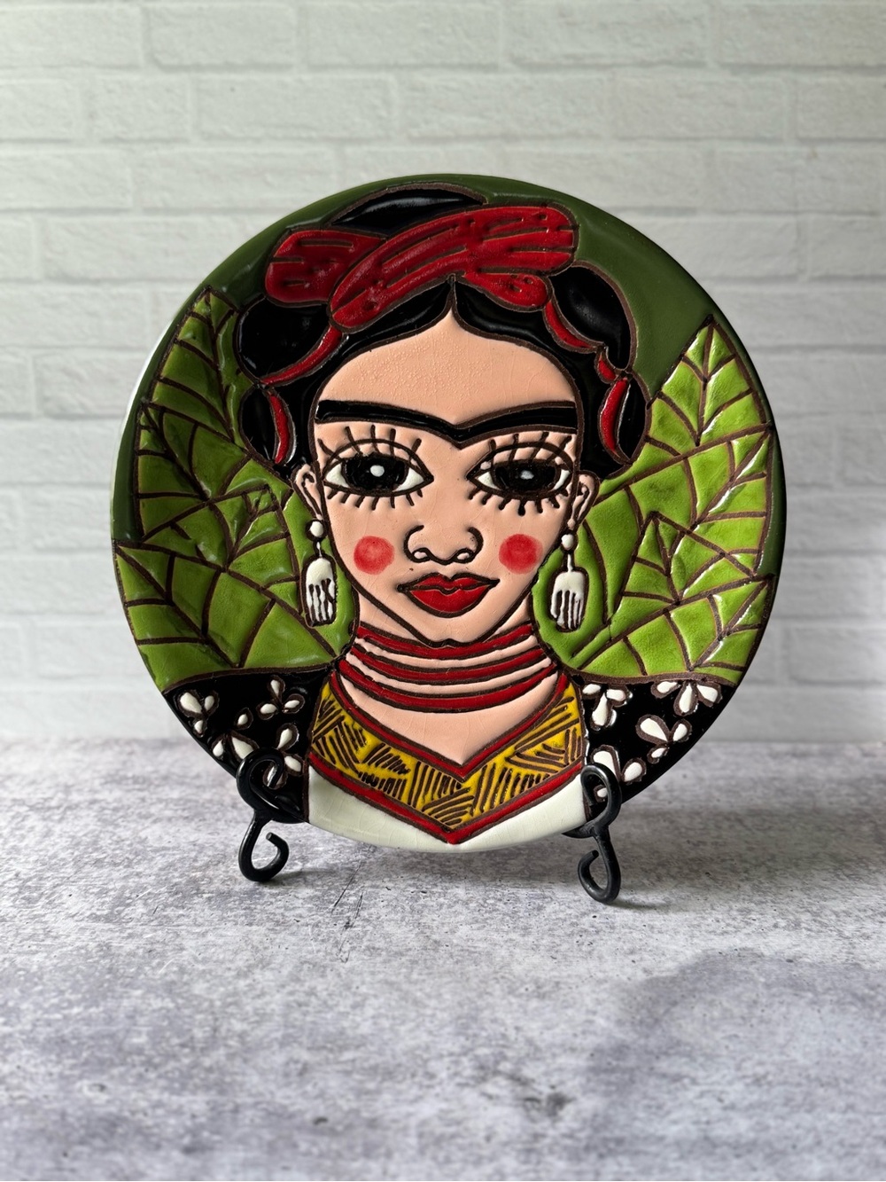 NOVICA Frida Kahlo Ceramic Decorative Plate Made in Mexico